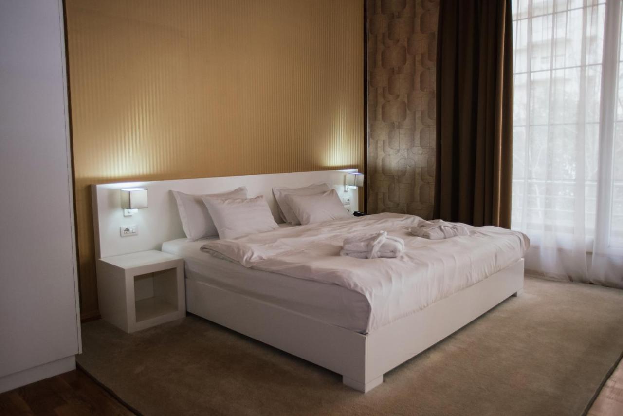 Prestige Hotel טיראנה מראה חיצוני תמונה