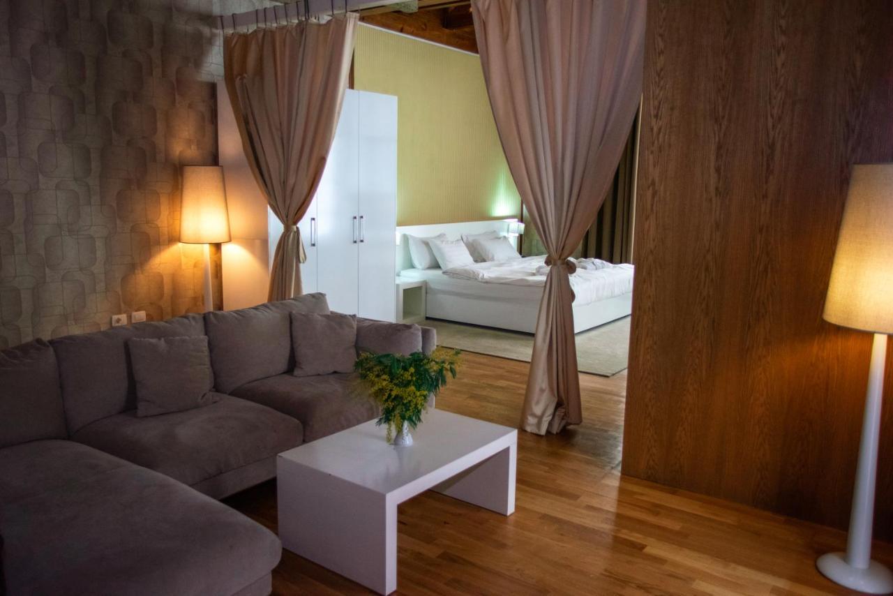 Prestige Hotel טיראנה מראה חיצוני תמונה