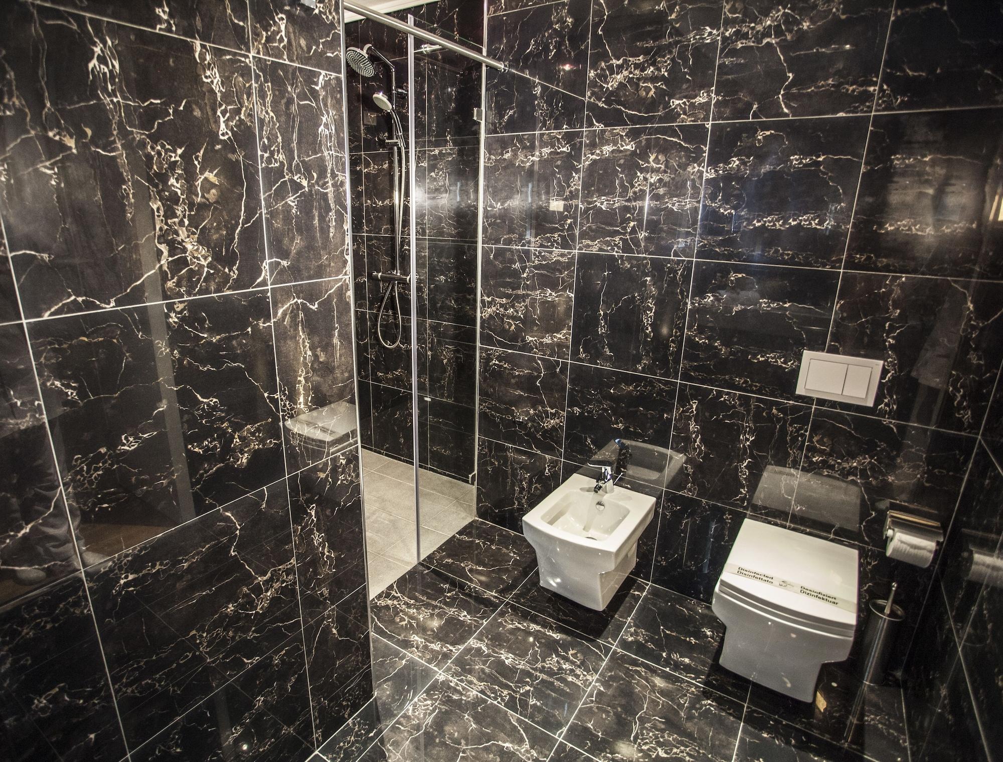 Prestige Hotel טיראנה מראה חיצוני תמונה